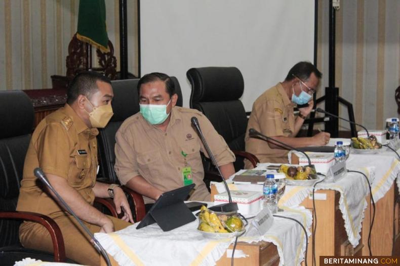 Wakil Gubernur Sumatera Barat (Sumbar), Audy Joinaldy dalam ekspos rencana pengelolaan ekosistem karst Sumbar di Aula Kantor Gubernur.