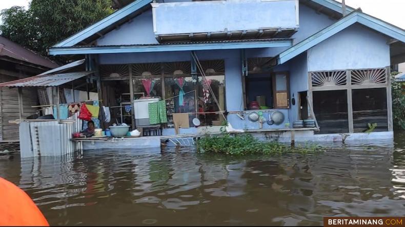 Kondisi banjir di Sekadau Kalimantan Barat.Foto: Humas BNPB