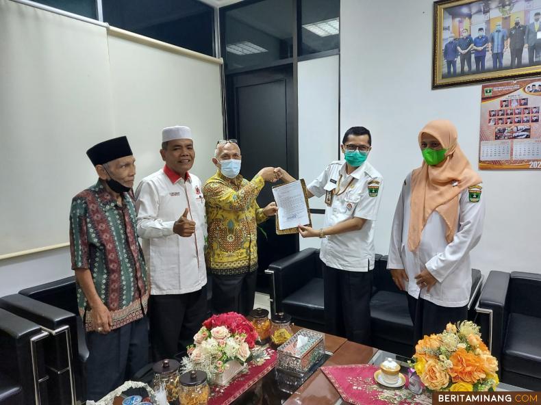 Badan Persiapan Provinsi Daerah Istimewa Minangkabau Kunjungi Sekwan DPRD Sumatera Barat