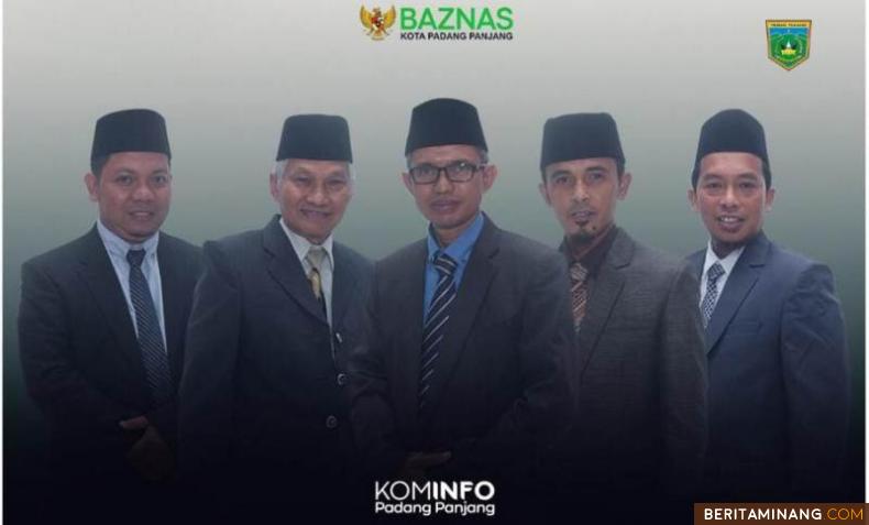 Pemimpin Baznas Kota Padang Panjang.