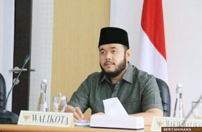 Walikota Padang Panjang, H. Fadly Amran, BBA Datuak Paduko Malano.