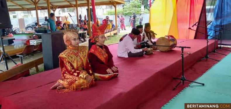 Grup Randai Puti Elok Berhasil Juara 1 Festival Randai Se Sumatera Barat