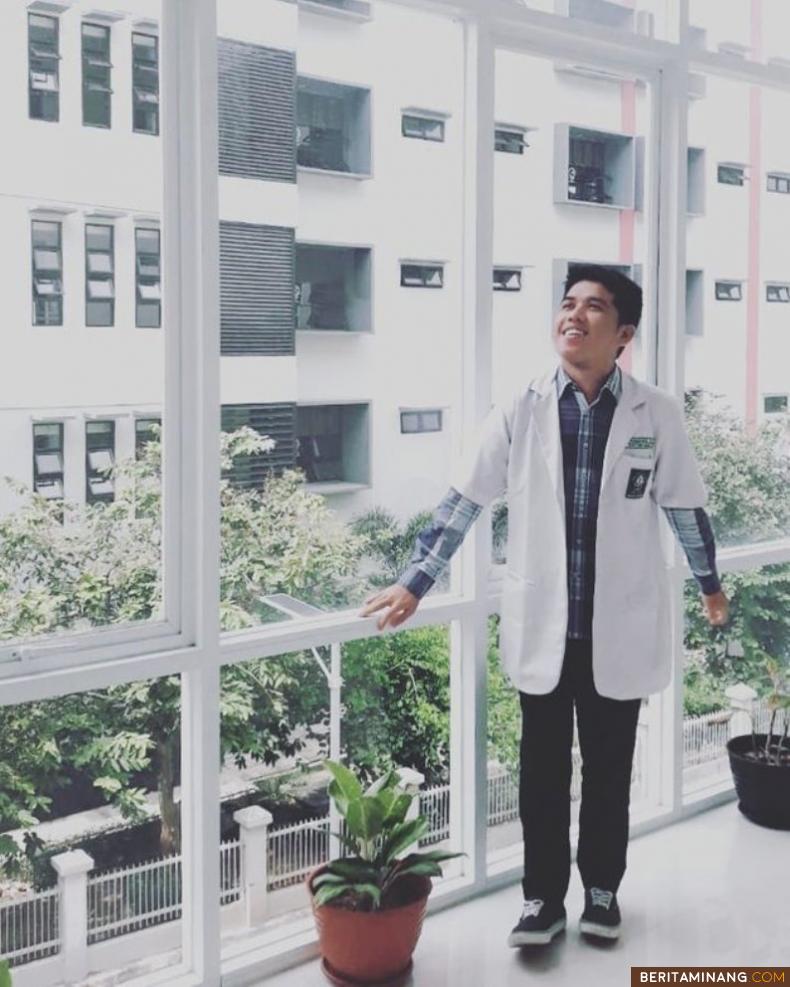 Dokter yang Ingin Jadi Ikon Dangdut Tanah Air. Instagram/lida2021_driqhbal2021