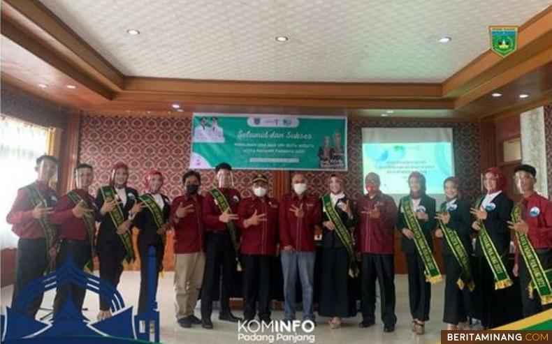 Finalis Uda-Uni Duta Wisata 2021 Padang Panjang yang masuk babak karantina.