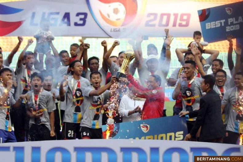 Persijap Jepara merayakan kemenangan sebagai Juara Liga 3 2019. Bolacom