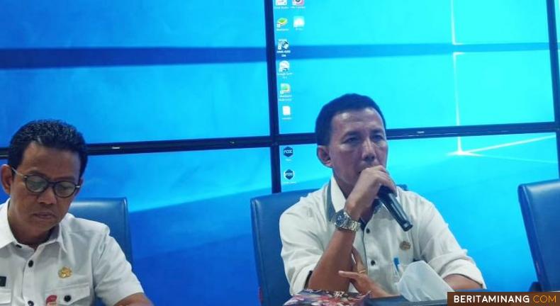 Kepala Disparbud Kota Padang Arfian dalam kegiatan diseminasi informasi bersama Dinas Kominfo Padang di Ruangan Padang Command Center (PCC) Balai Kota Padang