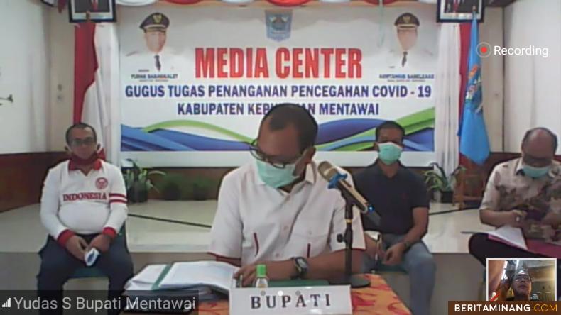 Bupati Kepulauan Mentawai Yudas Sabaggalet dalam wawancara online dengan wartawan Sumbar via aplikasi daring yang dilakukan IJTI Sumbar, Sabtu (11/4/2020).