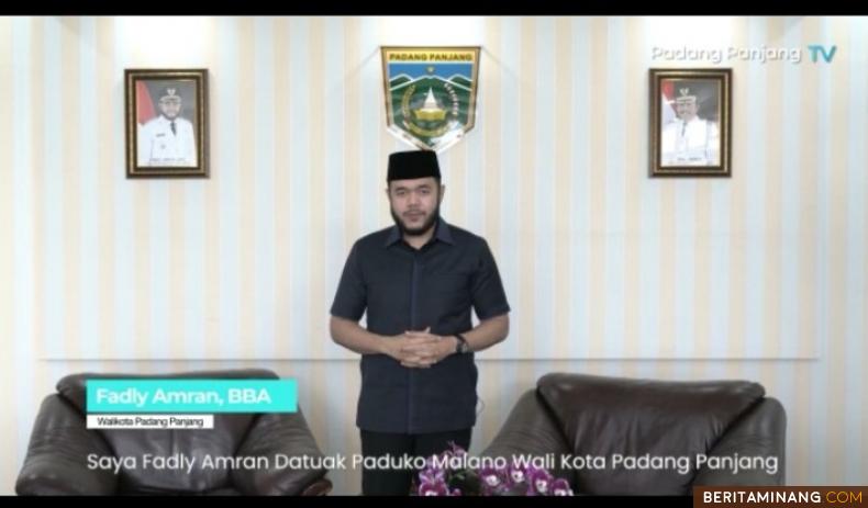 Walikota Padang Panjang, Fadly Amran Datuak Paduko Malano saat mengucapkan selamat HUT Padang Pariaman ke-189.