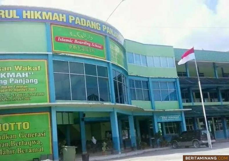Sekolah Tahfiz Qur'an SMP Darul Hikmah, Padang Panjang.