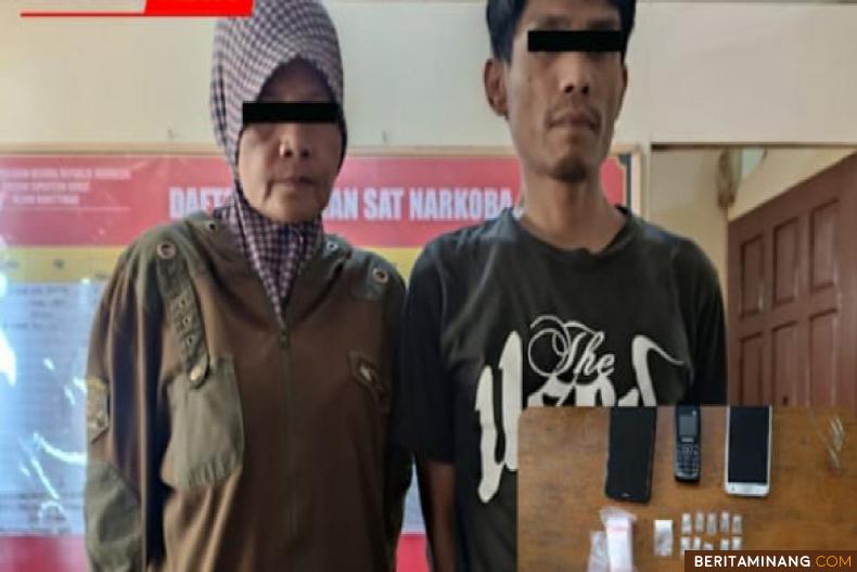 Sepasang suami isteri di Bukittinggi ditangkap  Satnarkoba Polresta Bukittinggi. Foto : Dok Humas Resta Bkt