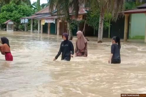 BPBD Padang Pariaman Masih Mendata Kerugian Dampak Bencana