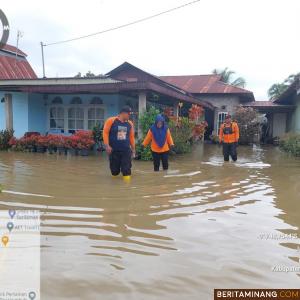 Masyarakat Dihimbau Waspada, 515 KK Kena Dampak Banjir Dan Lonsor Di Lima Puluh Kota