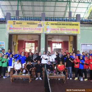 Pj Wako Payakumbuh Buka Kejuaraan Tenis Lapangan The City Of Randang II