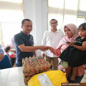 Serahkan Bantuan, Pj. Walikota Payakumbuh : Pemko Payakumbuh Prioritaskan Penanganan Stunting