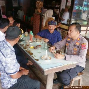 Serap Informasi, Kapolsek Koto VII Sambangi Warga Tanjung Ampalu Sijunjung