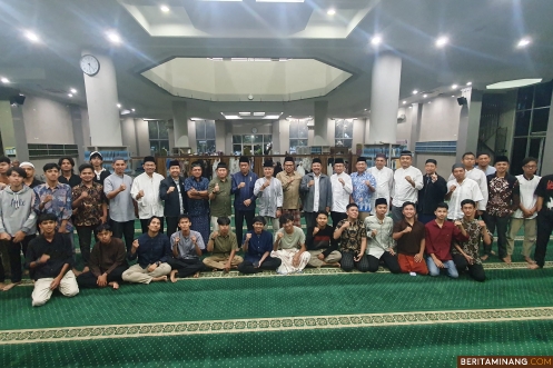 Subuh Mubarak Universitas Negeri Padang Pagi Ini: Implementasi Ramadan dalam Kehidupan