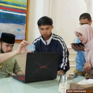 Wako Fadly Amran Minta TTE Segera Diterapkan di Pemko Padang Panjang